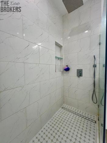 Prodej rodinného domu, Coxen Hole, Roatán, Honduras, 245 m2