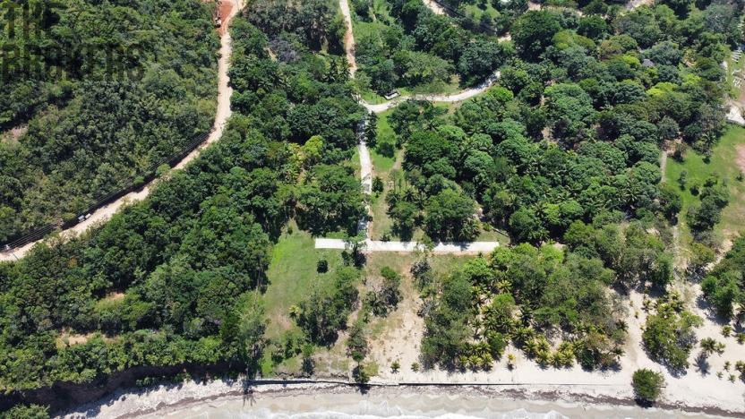 Prodej pozemku, Coxen Hole, Roatán, Honduras, 842 m2