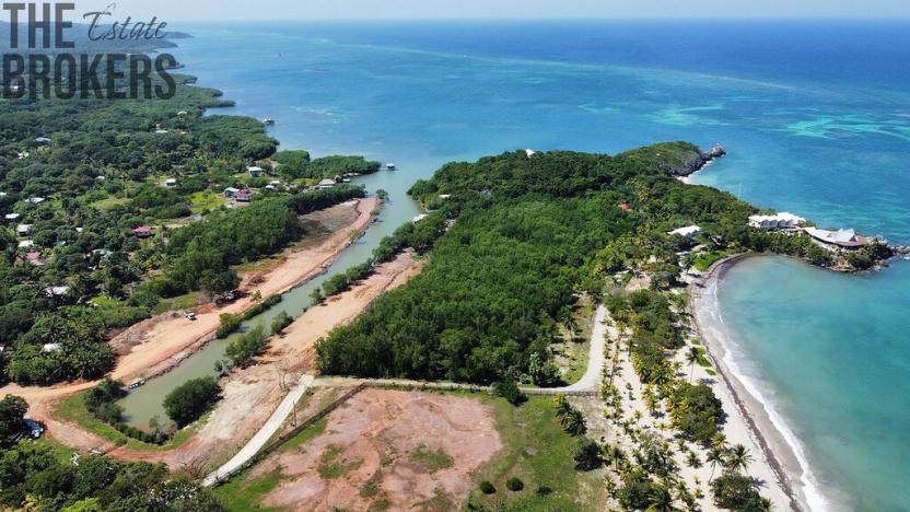 Prodej pozemku, Coxen Hole, Roatán, Honduras, 770 m2