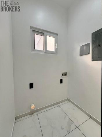 Prodej rodinného domu, Coxen Hole, Roatán, Honduras, 90 m2