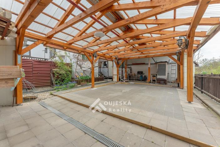 Prodej restaurace, Lhota Rapotina, 129 m2