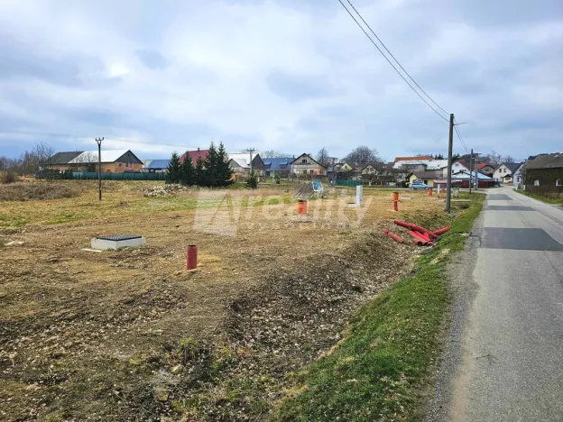 Prodej pozemku pro bydlení, Lhotka, 1425 m2