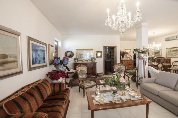 Prodej rodinného domu, Santa Maria Coghinas, Sardinie, Itálie, 450 m2