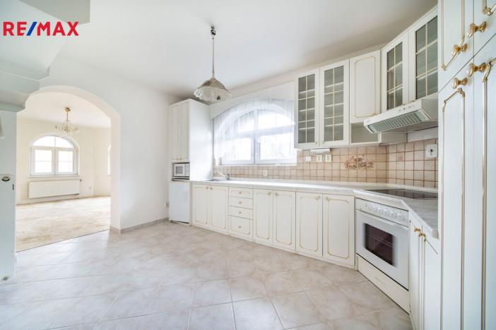 Prodej bytu 2+1, Mariánské Lázně, Družstevní, 75 m2