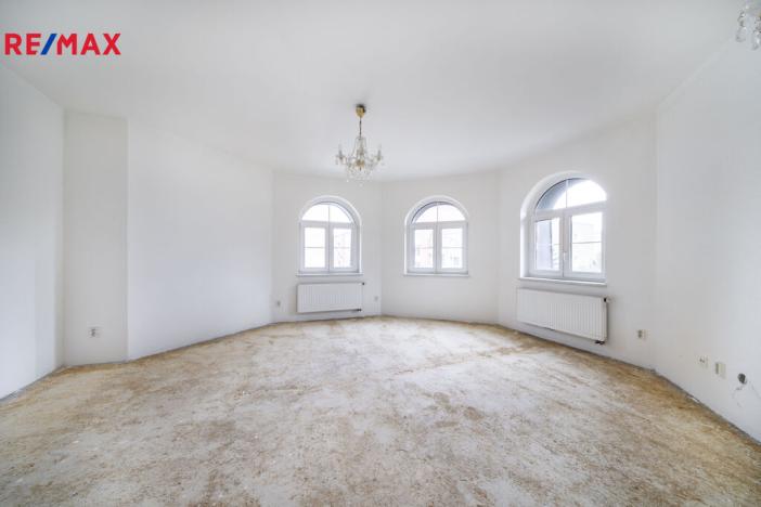 Prodej bytu 2+1, Mariánské Lázně, Družstevní, 75 m2