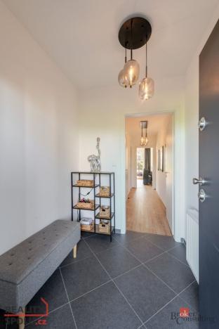 Prodej bytu 2+kk, Praha - Ruzyně, Huppnerova, 53 m2