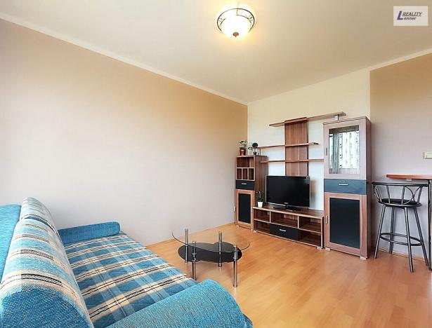 Pronájem bytu 2+kk, Praha - Dubeč, Winklerova, 57 m2