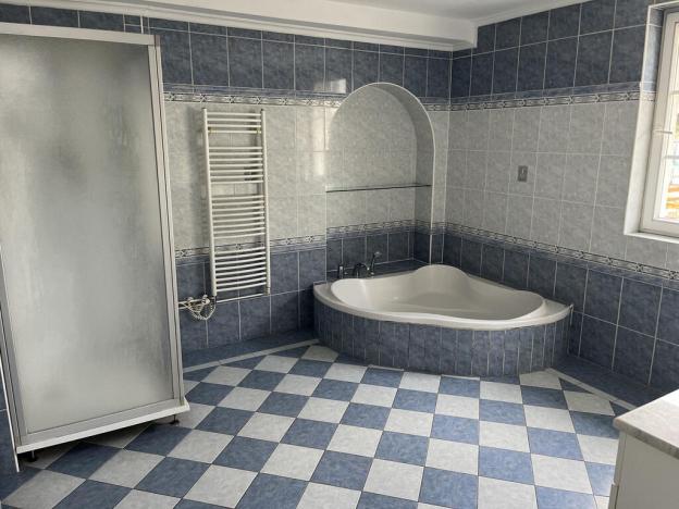 Prodej rodinného domu, Hradec Králové - Plotiště nad Labem, Předměřická, 262 m2