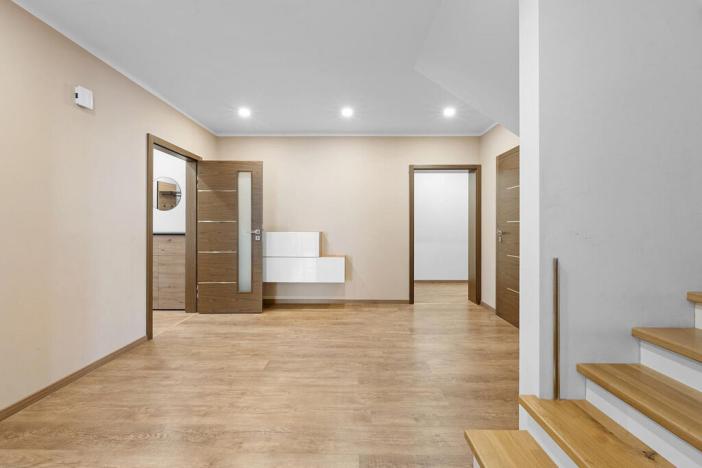 Prodej rodinného domu, Hrádek, 281 m2