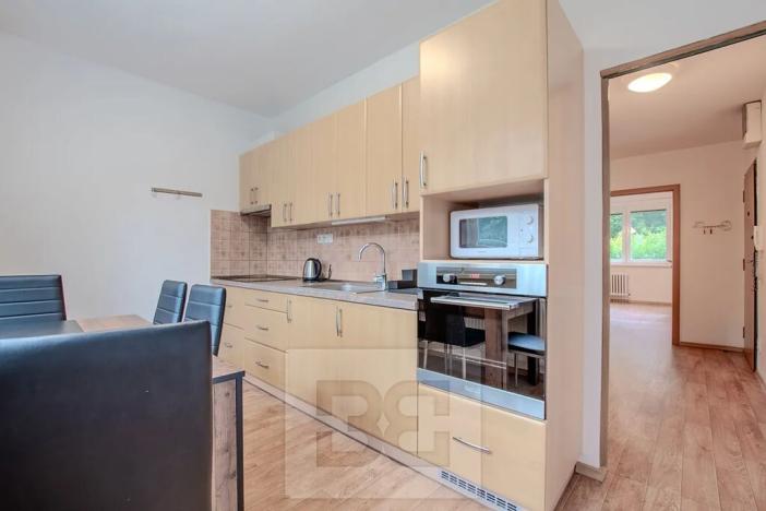 Pronájem bytu 2+1, Liberec, Sametová, 56 m2
