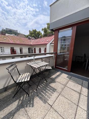 Pronájem bytu 2+1, Praha - Karlín, Kollárova, 88 m2