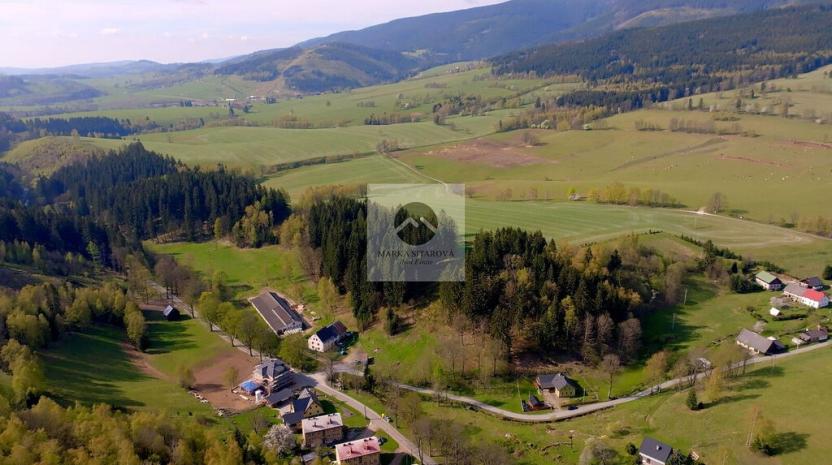 Prodej komerčního pozemku, Staré Město, 2791 m2