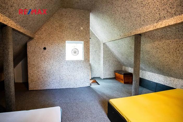 Prodej chaty, Jesenice, U Velkého rybníka, 67 m2