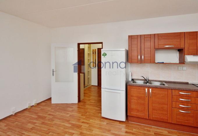 Pronájem bytu 1+kk, Praha, Bachova, 26 m2