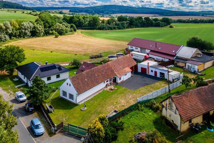 Prodej rodinného domu, Příchovice - Kucíny, 194 m2