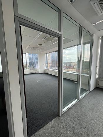 Pronájem kanceláře, Brno - Žabovřesky, Veveří, 1129 m2