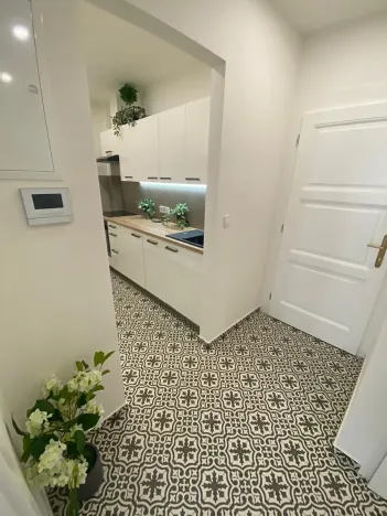 Prodej bytu 3+1, Praha - Vršovice, Vršovická, 69 m2