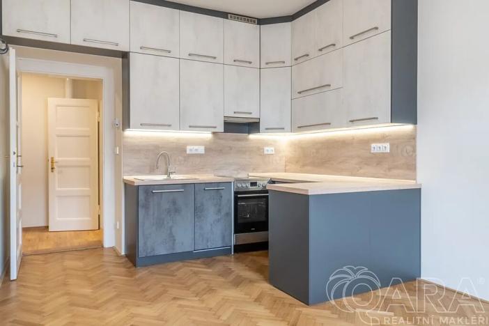 Pronájem bytu 2+kk, Praha - Libeň, Na žertvách, 53 m2