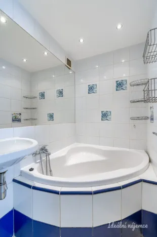Pronájem bytu 2+kk, Praha - Háje, Štichova, 42 m2