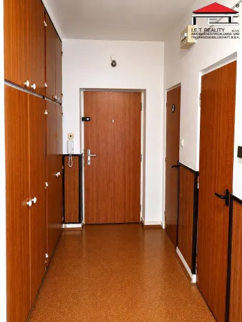 Prodej bytu 2+1, Ostrava, U Prodejny, 57 m2
