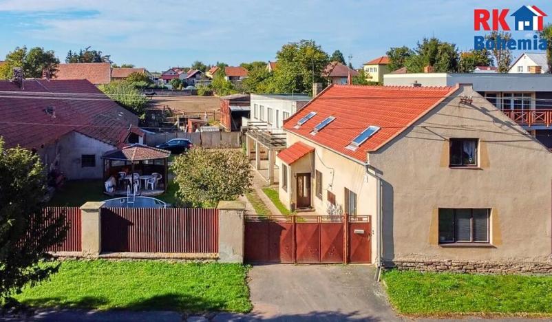 Prodej rodinného domu, Chrášťany, 234 m2