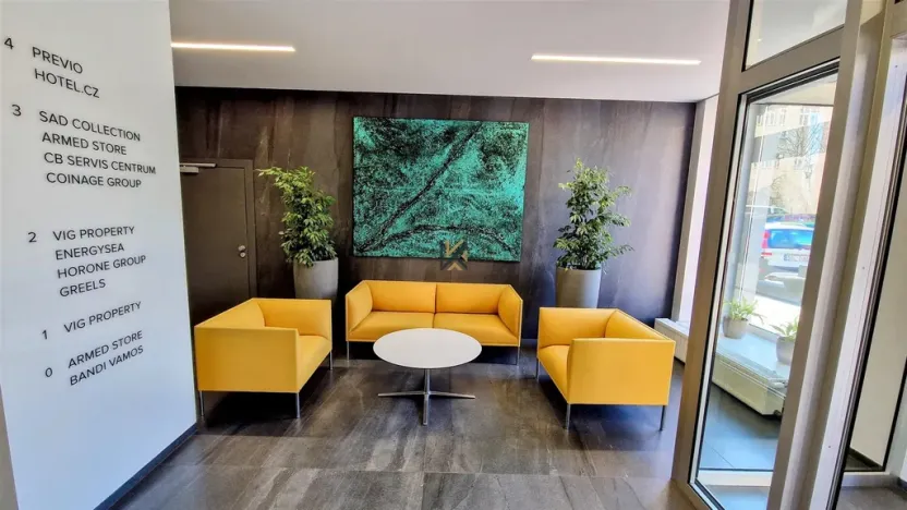 Pronájem kanceláře, Praha - Vysočany, Kolbenova, 614 m2