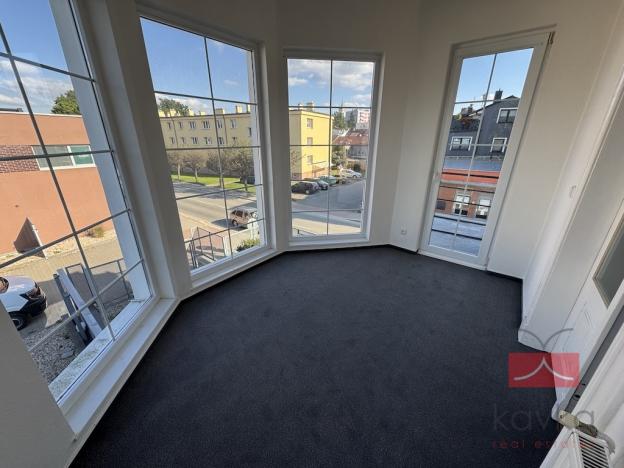 Pronájem bytu 3+1, Humpolec, Kamarytova, 81 m2