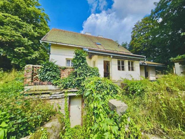 Prodej podílu 1/1 zemědělské usedlosti, Dolní Žandov, 200 m2