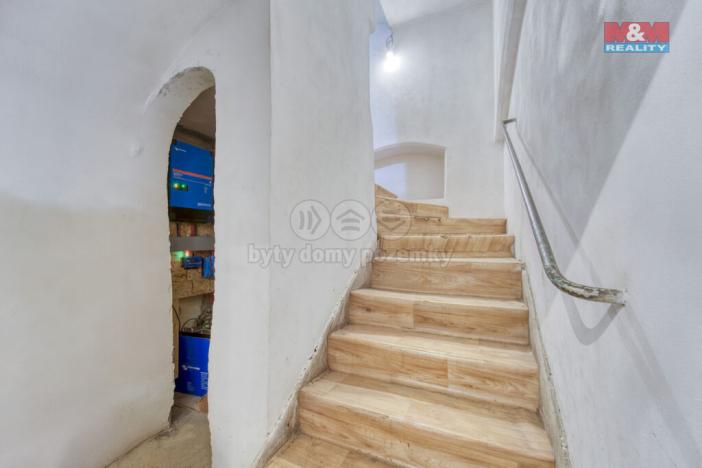 Pronájem rodinného domu, Králův Dvůr, Plzeňská, 189 m2