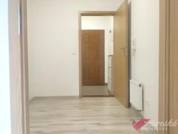 Pronájem bytu 1+1, Mnichovo Hradiště, Příčná, 37 m2