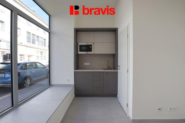 Pronájem kanceláře, Brno - Husovice, Dukelská třída, 28 m2
