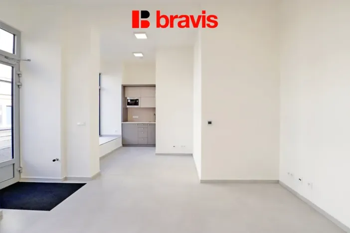 Pronájem kanceláře, Brno - Husovice, Dukelská třída, 28 m2
