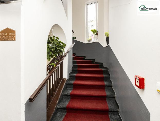 Pronájem bytu 1+kk, Cheb, Svobody, 22 m2