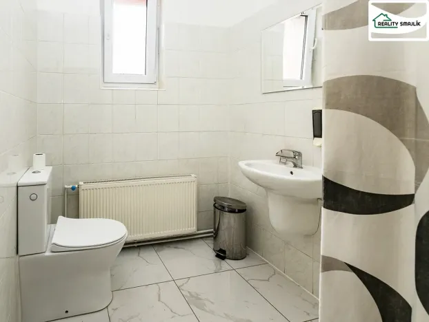 Pronájem bytu 1+kk, Cheb, Svobody, 22 m2