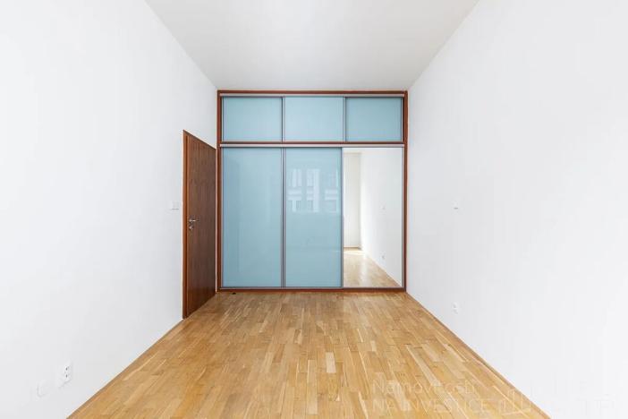 Pronájem bytu 2+kk, Praha - Nusle, Kloboučnická, 49 m2
