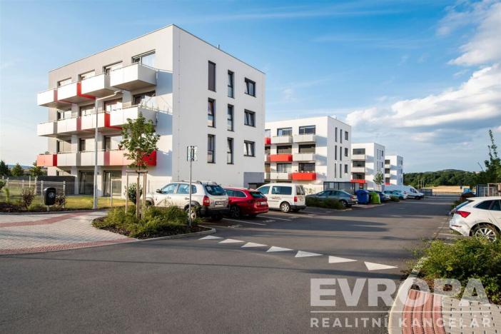 Pronájem bytu 1+kk, Hořovice, U Knížecí cesty, 32 m2