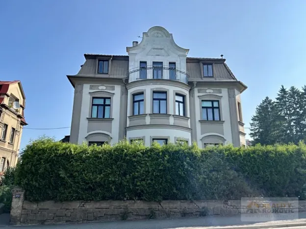 Prodej vily, Broumov, třída Masarykova, 360 m2