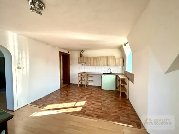 Prodej vily, Broumov, třída Masarykova, 360 m2