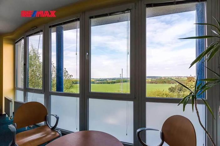 Prodej skladu, Strančice, 2325 m2