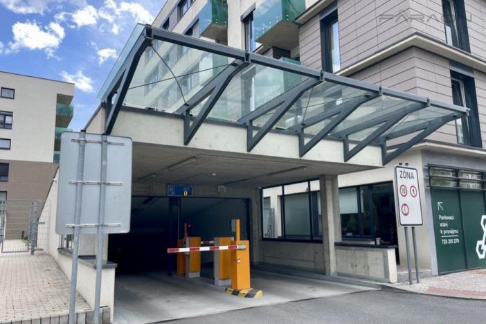 Pronájem garáže, Praha - Stodůlky, Petržílkova, 14 m2