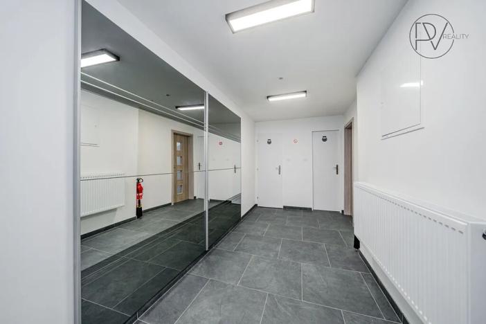 Prodej ubytování, Řeka, 250 m2