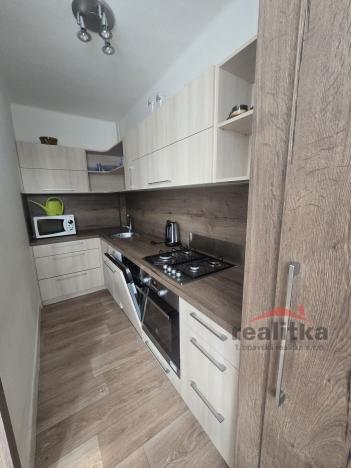 Pronájem bytu 2+1, Opava - Malé Hoštice, Slezská, 60 m2