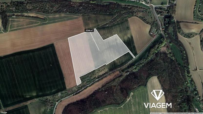 Prodej pole, Zákolany, 92944 m2