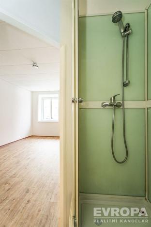 Prodej bytu 1+kk, Hostinné, Hostivínská, 23 m2