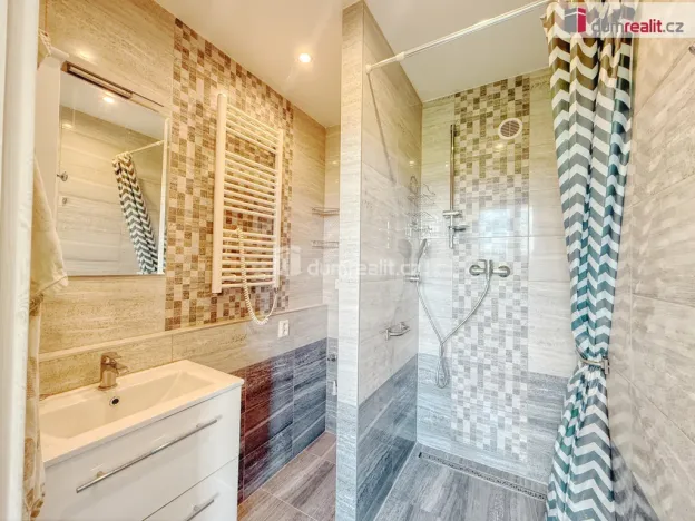 Pronájem bytu 2+1, Ústí nad Labem - Severní Terasa, Větrná, 68 m2