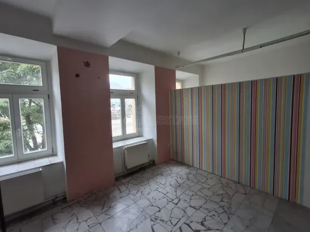 Pronájem kanceláře, Kolín, Karlovo náměstí, 99 m2