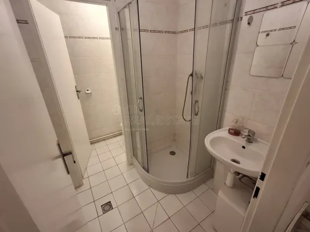 Pronájem kanceláře, Kolín, Karlovo náměstí, 99 m2