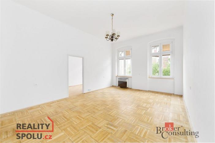 Prodej bytu 2+1, Karlovy Vary, Svahová, 57 m2