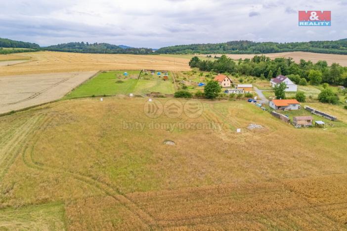 Prodej pozemku pro bydlení, Lužany - Dlouhá Louka, 1989 m2
