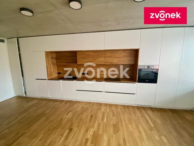 Pronájem bytu 3+kk, Zlín, Kvítková, 105 m2